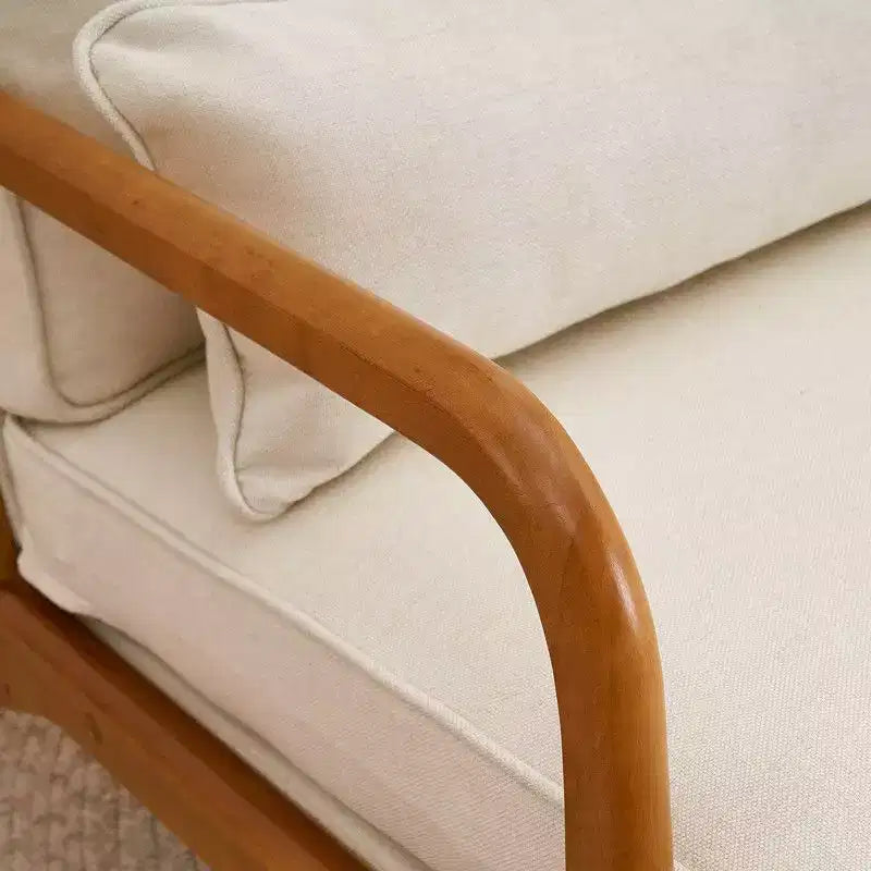 Poltrona in legno massello color crema, seduta singola