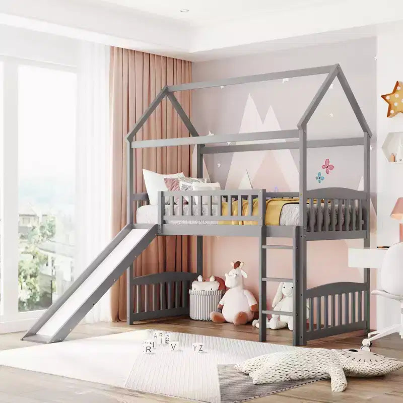 Letto a soppalco singolo Gray House con scivolo e scaletta, 1 bambino