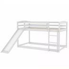 Letto a castello basso singolo/singolo grigio/bianco con scivolo e scaletta, 2 posti letto